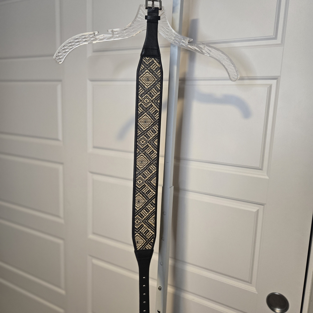 Express Black and Gold Decorative Strap